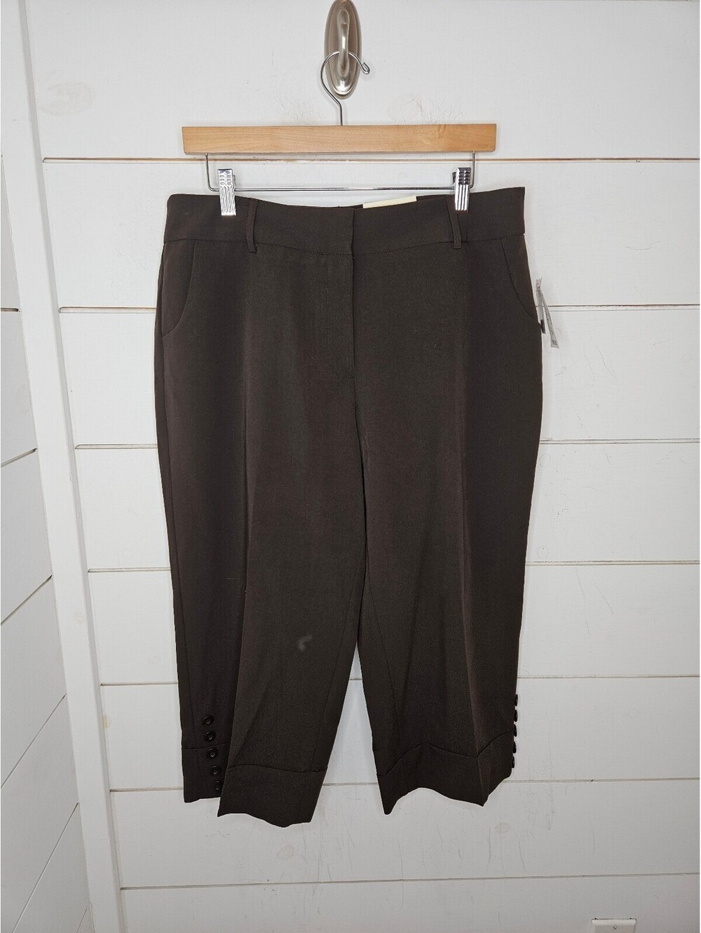 NWT Dress Barn size 14 brown crop dress pants